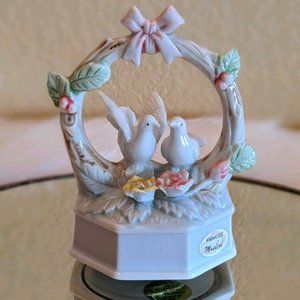 Music Box Cake Topper Vtg 90's Love Turtle Doves